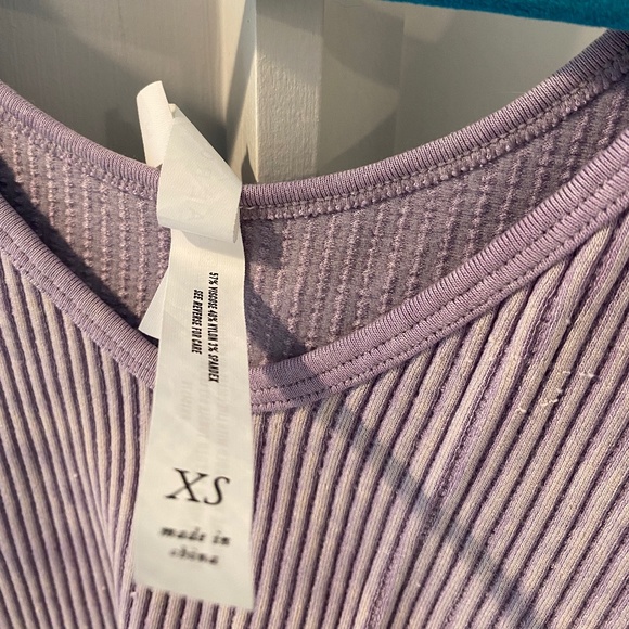 Distress Style Crop Top - Picture 2 of 3